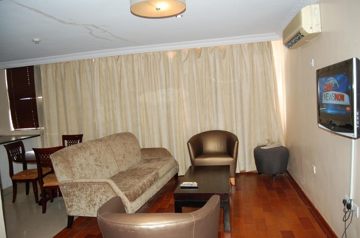 Owu Crown Hotel Ibadan Zimmer foto